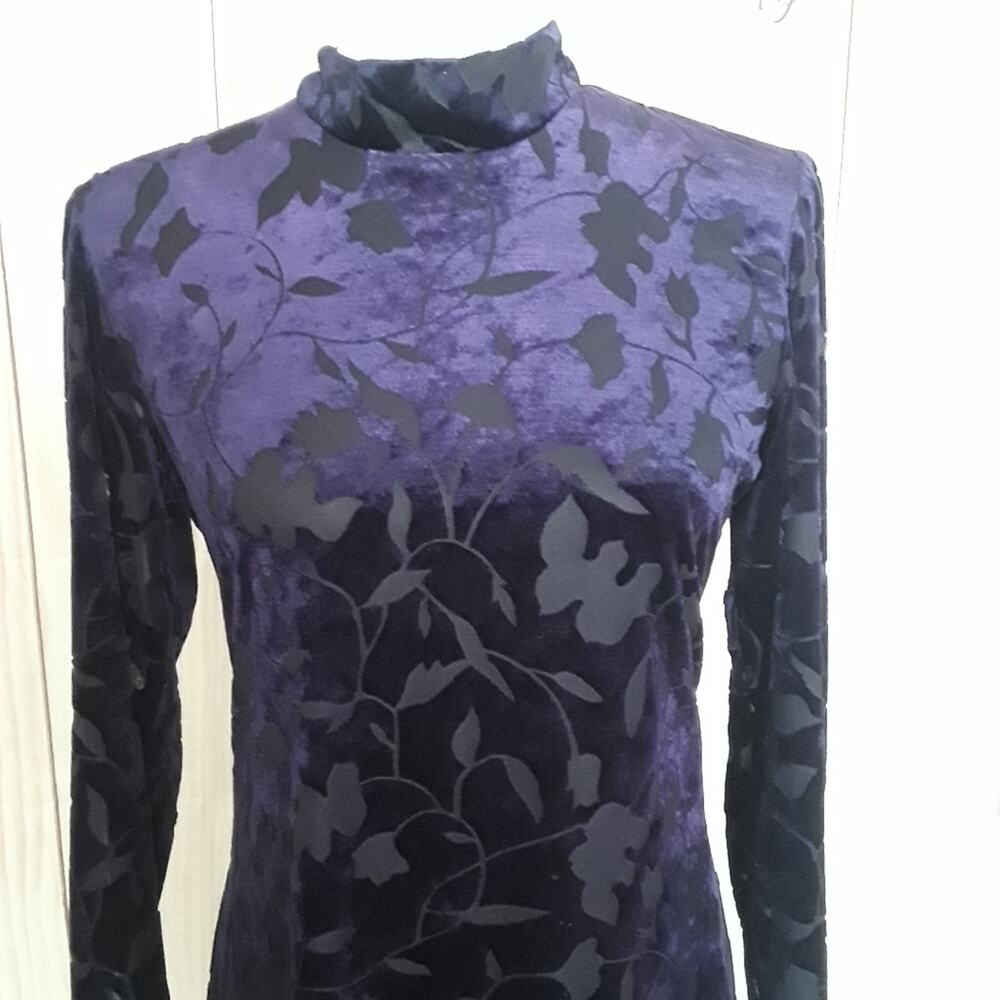 Rabbit Rabbit Rabbit Long Sleeve Velour Dress - Picture 7 of 10
